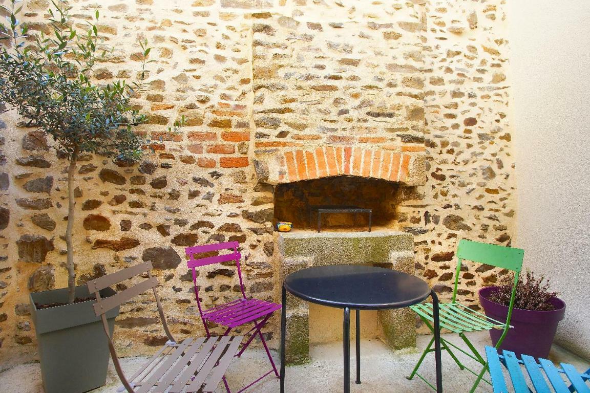 Le Delicatessen Villa Fougères Exteriör bild